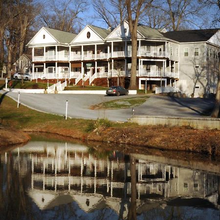 Acorn Hill Lodge And Spa リンチバーグ エクステリア 写真