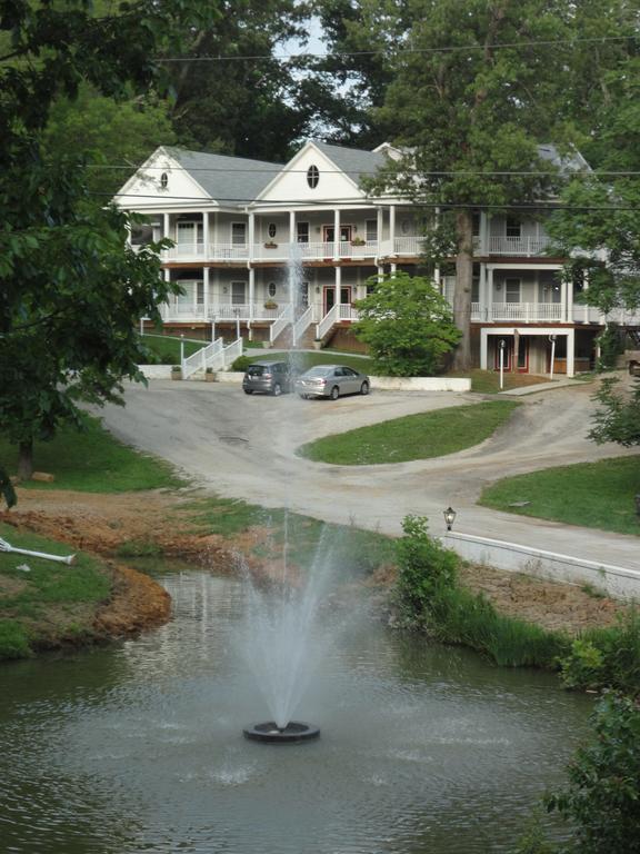 Acorn Hill Lodge And Spa リンチバーグ エクステリア 写真